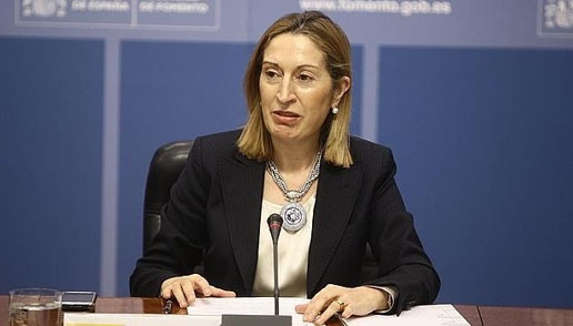 La ministra de Fomento